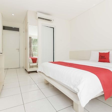 Hotel Reddoorz Near Pancoran à Jakarta Extérieur photo